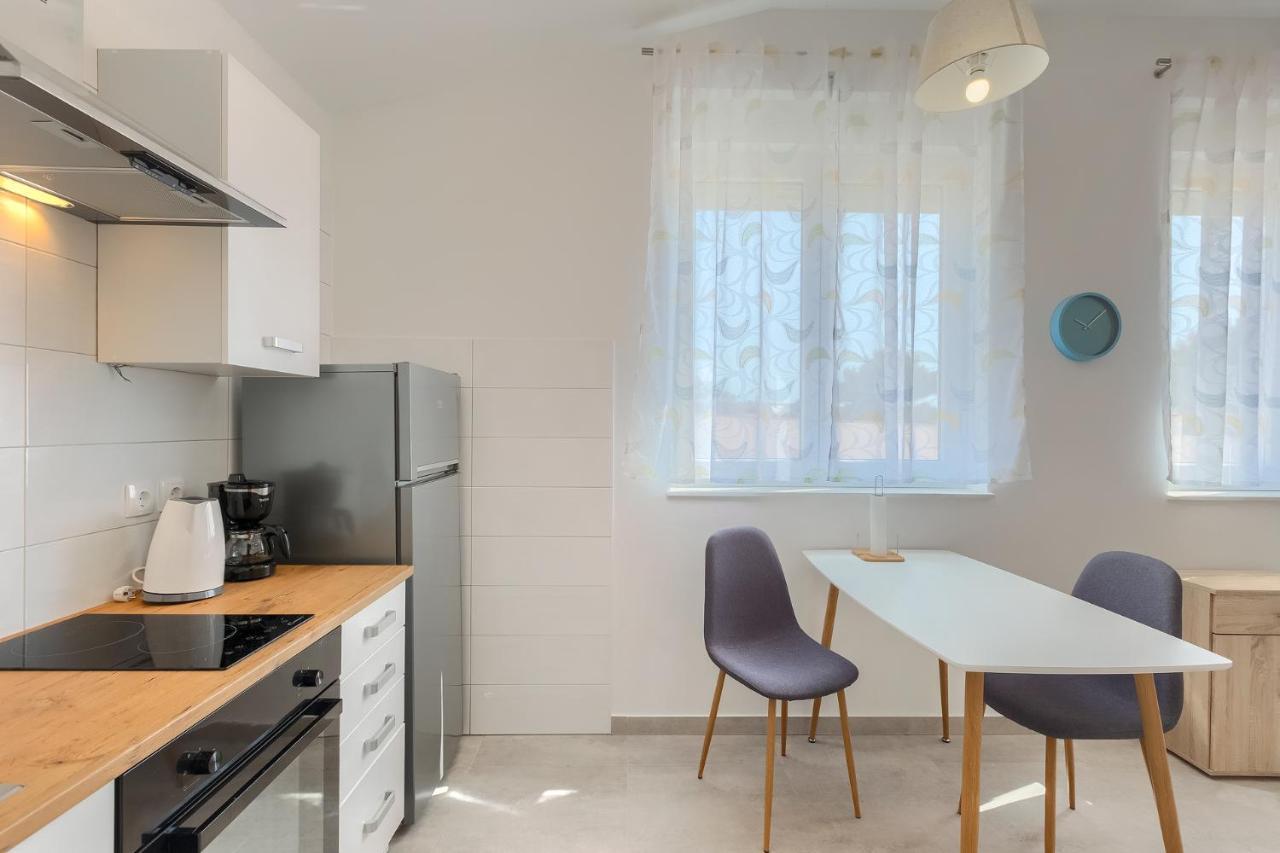 Apartments Medulin 2217 Exterior photo